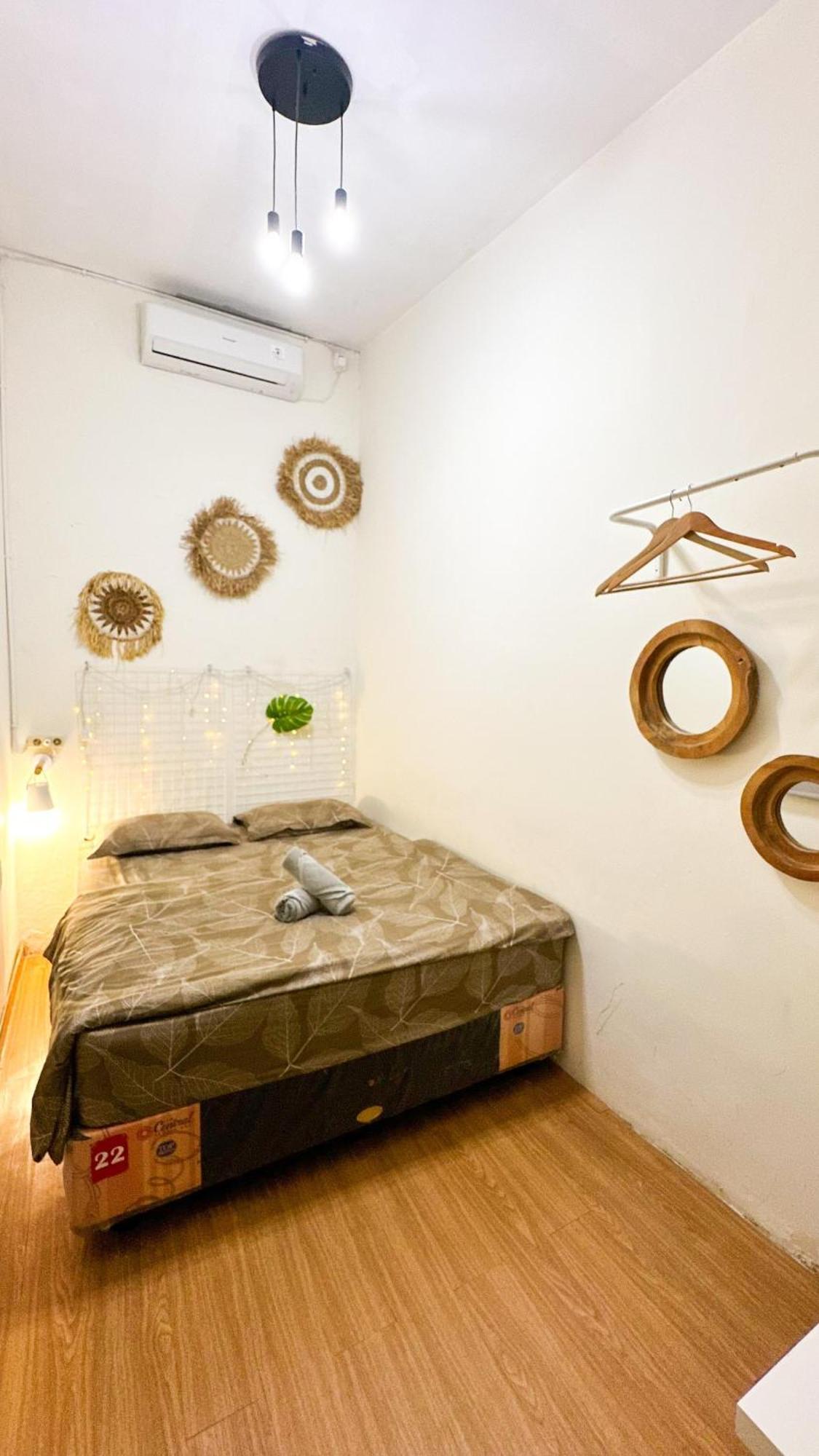 Hostel Ostic House *